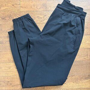 Surge Jogger Shorter